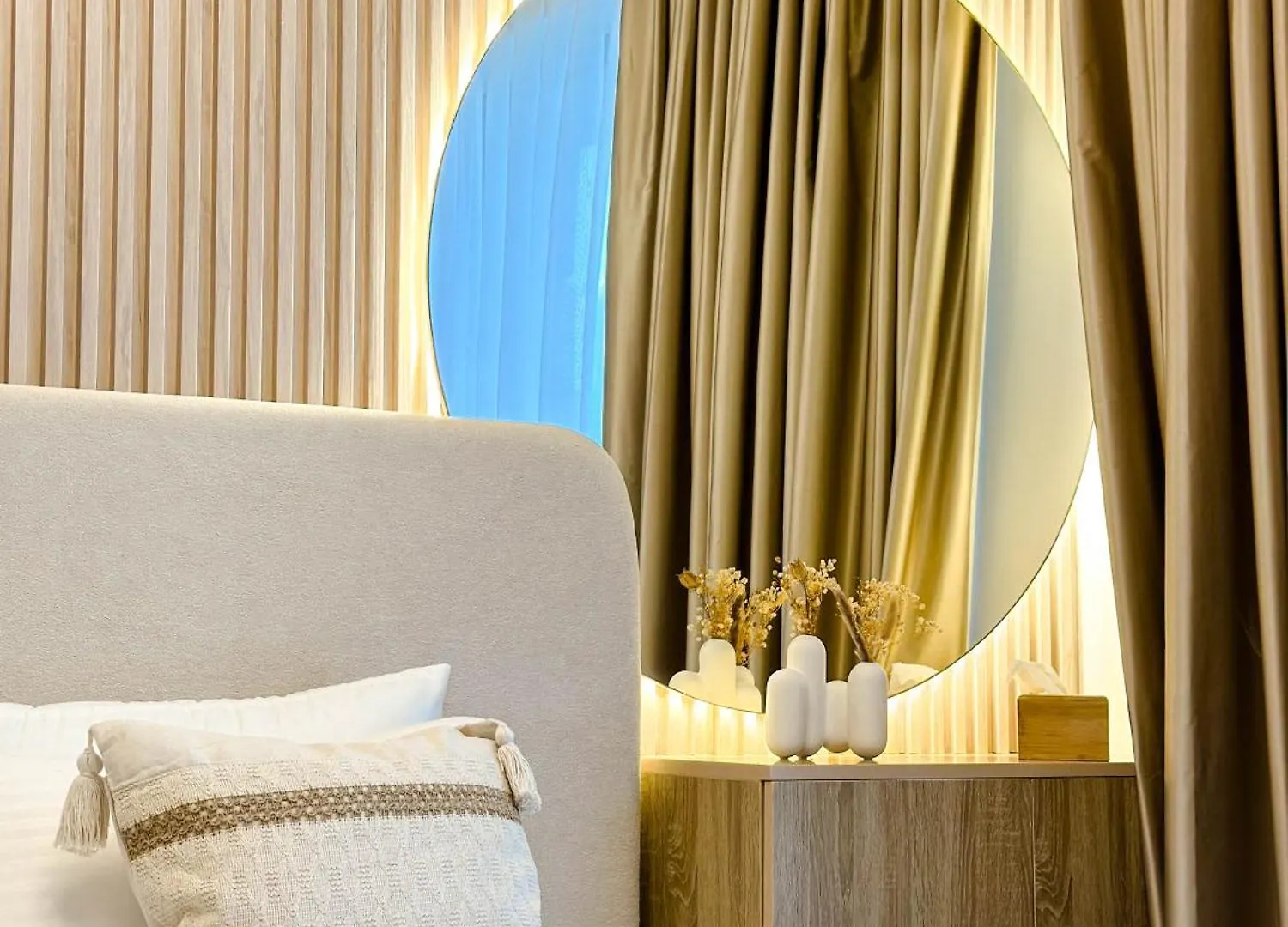 Apartment Naseem - Elegant Coastal Retreat With Stunning Marina Views Dubai United Arab Emirates