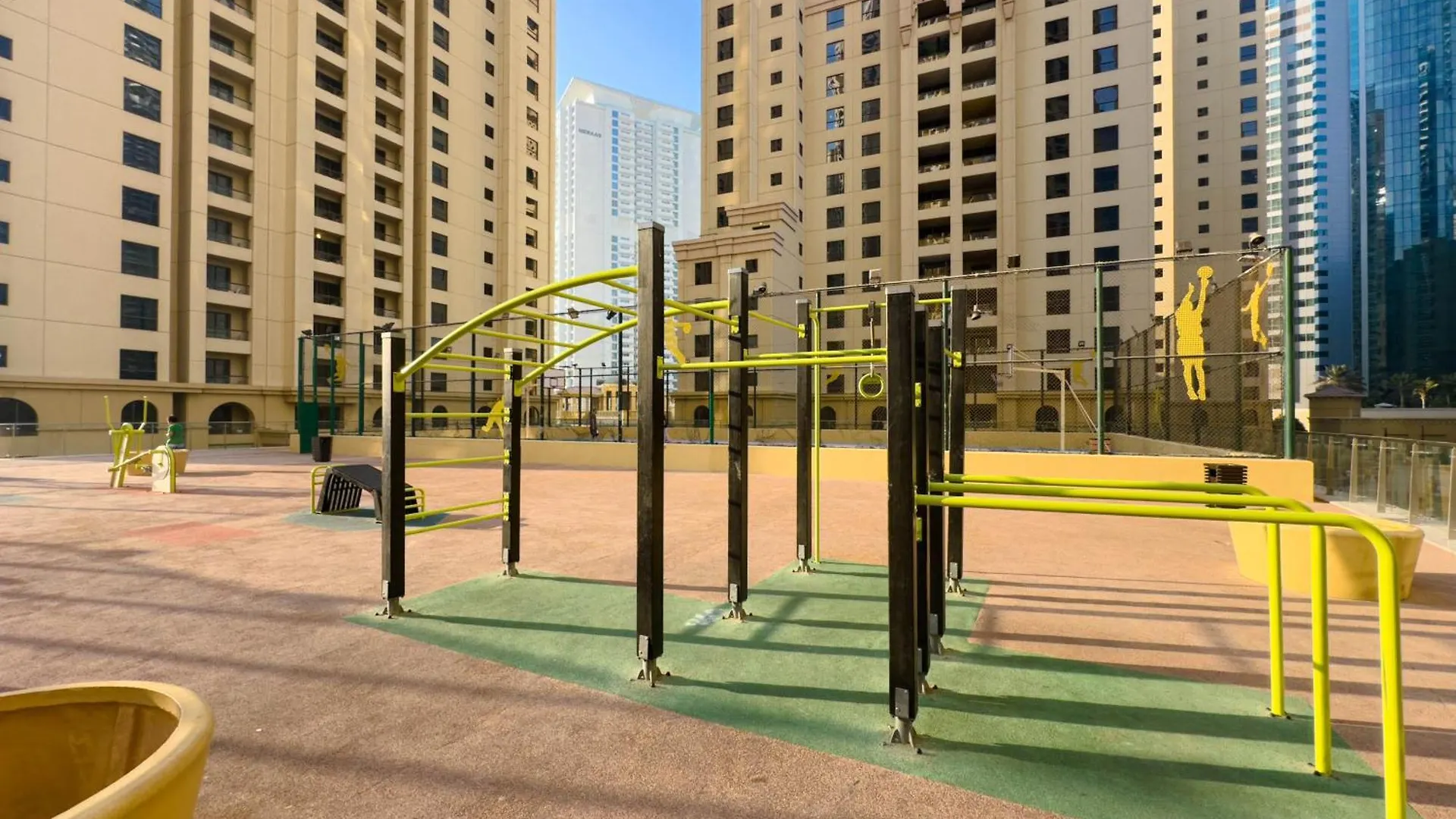 Naseem - Elegant Coastal Retreat With Stunning Marina Views Dubai